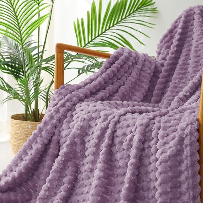 Exclusivo Mezcla Fleece Queen Blanket - Image 5