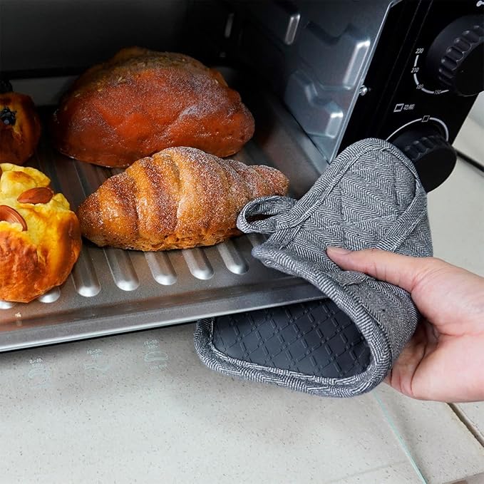 Pot Holders Yarn-Dyed Set of 3 Non Slip Silicone Kitchen Lines Heat Resistant - Image 4