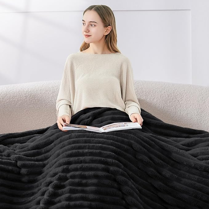 BEDELITE King Size Blanket for Bed, 300GSM Soft & Warm Fleece Blanket, - Image 3