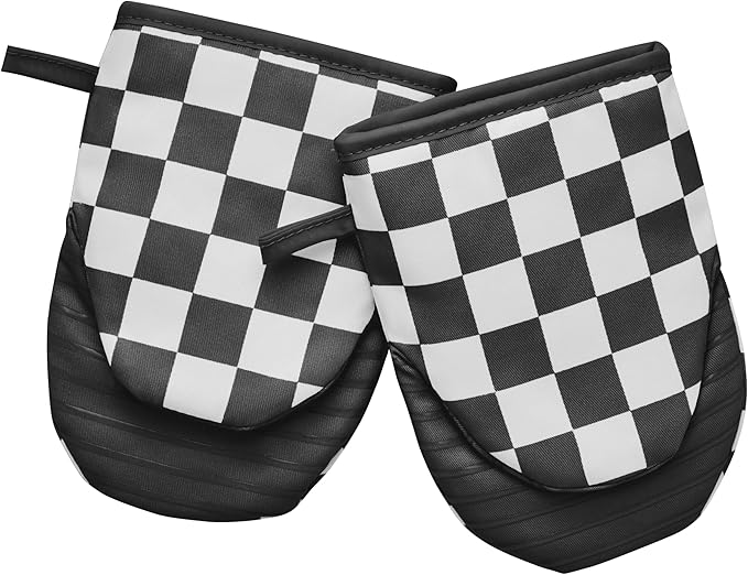 Ohocut Checkered Mini Oven Mitts Heat Resistant, Vintage Retro Black and White by Ohocut
