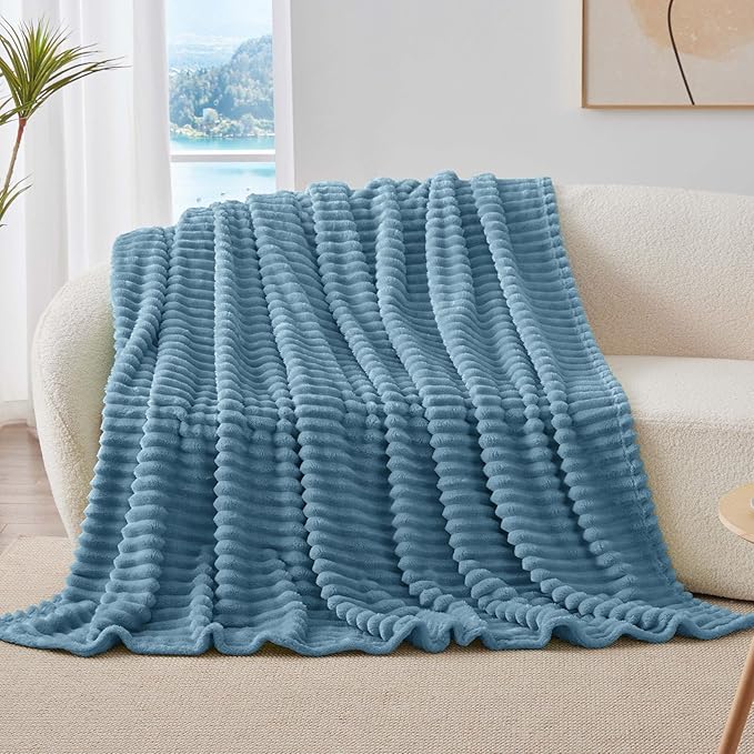 BEDELITE Fleece Blue Throw Blanket - Image 8