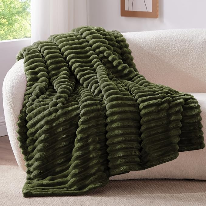 BEDELITE Twin Blanket for Couch & Bed, 300GSM Soft & Warm Fleece Blanket - Image 7