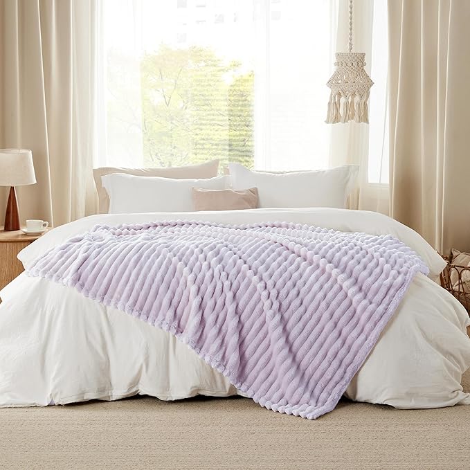 Bedsure GentleSoft Lavender Fog Twin Blanket - Image 9