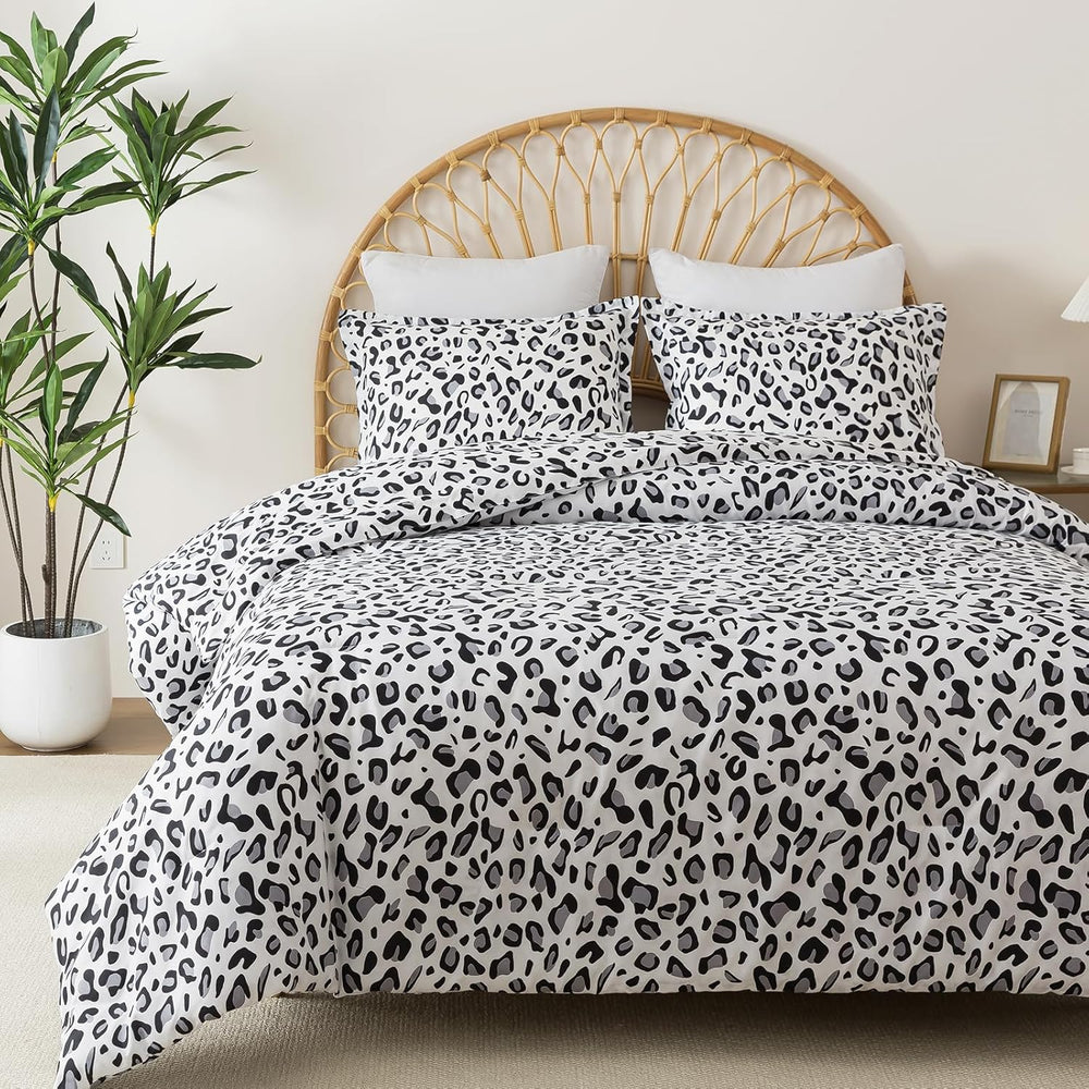 Caressma White Cheetah Comforter Set Full Size 3 Pieces Bedding