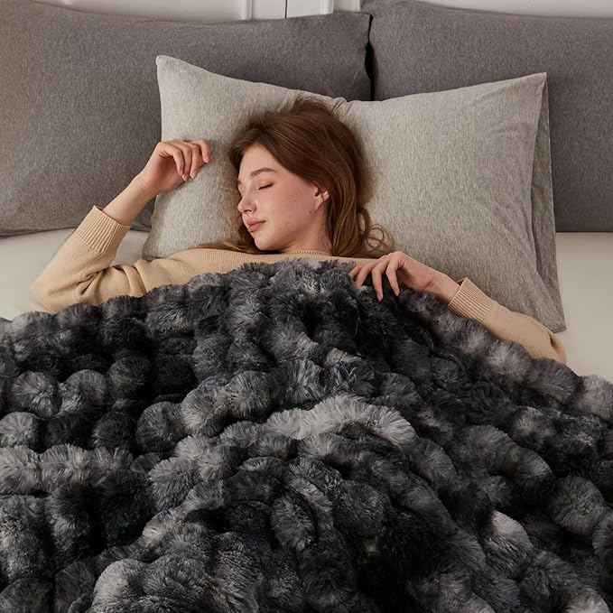 COOVA Faux Fur Throw Blanket for Couch, Cozy Soft and Fuzzy Plush Rabbit Fur - Image 4