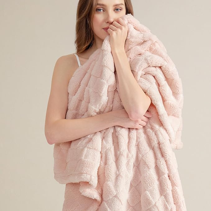Bedsure GentleSoft Twin Blanket by BEDSURE