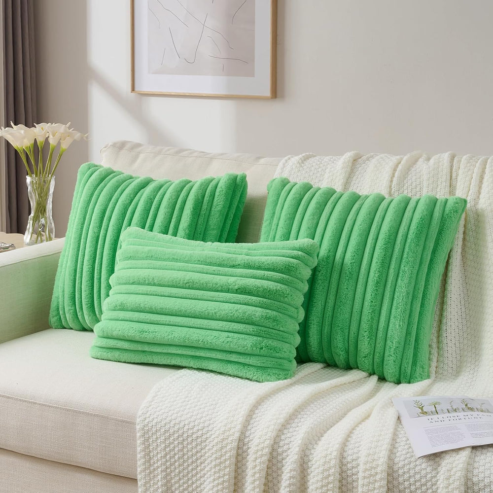 FUTEI Pack of 2 Faux Rabbit Fur Throw Pillow Covers 26x26 Inch,Grass Green