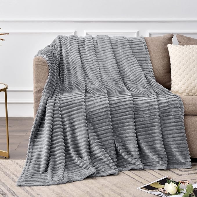 BEDELITE Fleece Throw Blanket for Couch – 3D Ribbed Jacquard Soft and Warm - Image 3
