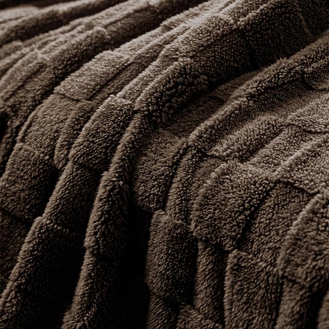 Exclusivo Mezcla King Size Flannel Fleece Blanket, Super Soft and Warm - Image 4