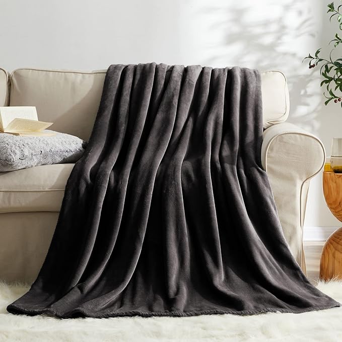 KMUSET Super Soft Throw Blanket Premium Silky Flannel Fleece Twin Size Black - Image 2