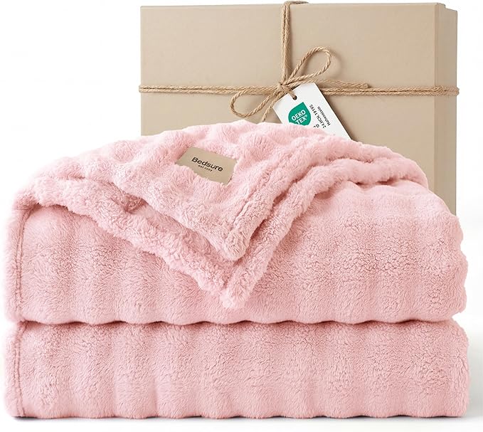 Bedsure 3D Fleece Bubble Blanket by BEDSURE
