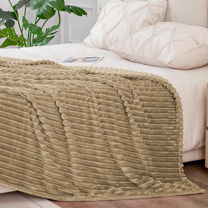 BEDELITE Fleece Blanket Queen Size – 3D Ribbed Jacquard Soft and Warm - Image 7