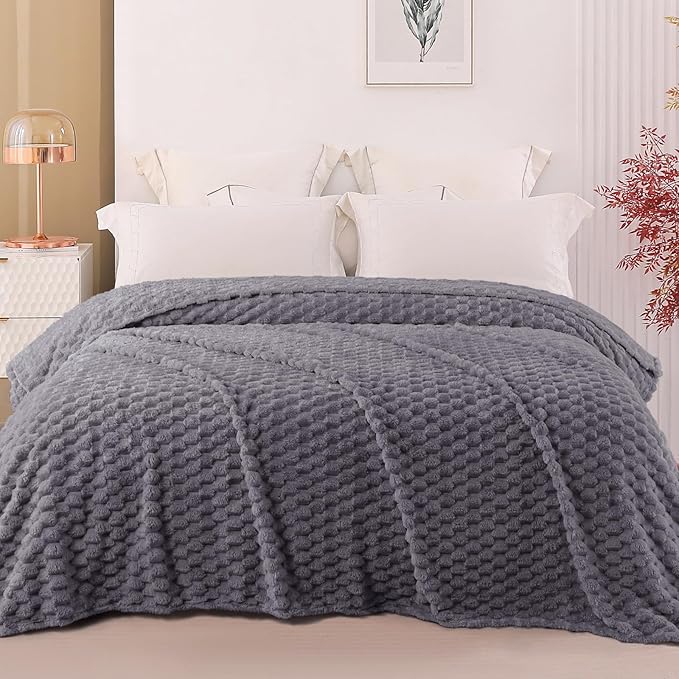 Exclusivo Mezcla Fleece California King Blanket - Image 2