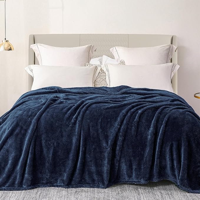 Exclusivo Mezcla Plush Fuzzy Fleece Bed Blanket Queen Size, Super Soft by ExclusivoMezcla