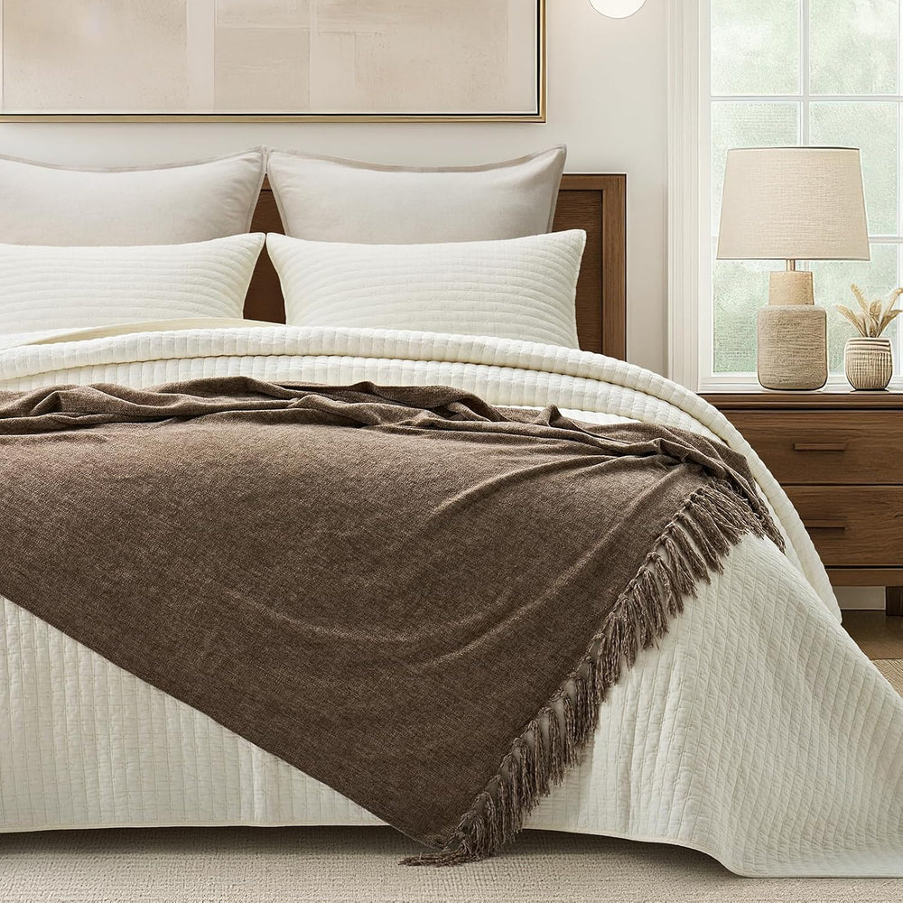 EverGrace Chenille Knit Throw Blanket for Couch, 60"x80", Mocha Brown