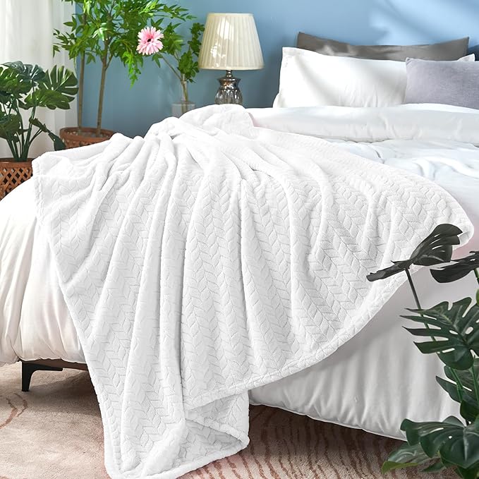 inhand White Fleece Queen Blanket - Image 2