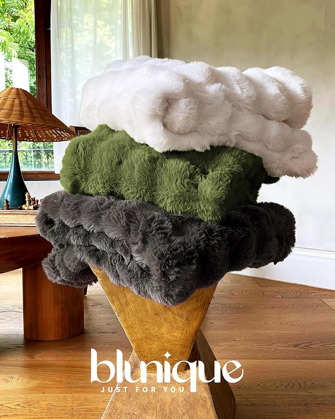 Ultra Soft Cozy Faux Fur Throw Blanket, Fuzzy Plush Thick Bubble Blanket - Image 7