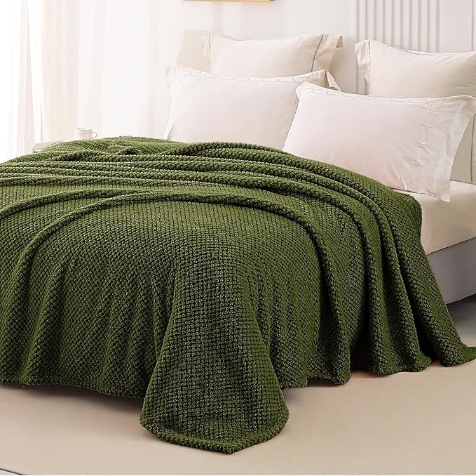 Whale Flotilla Queen Size Fuzzy Fleece Blanket, Fluffy Warm Soft Jacquard Bed - Image 4