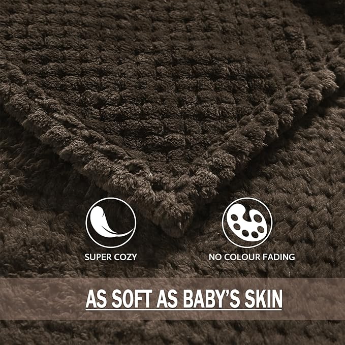 Exclusivo Mezcla Fleece Bed Blanket Queen Size, Super Soft and Warm Blankets - Image 8