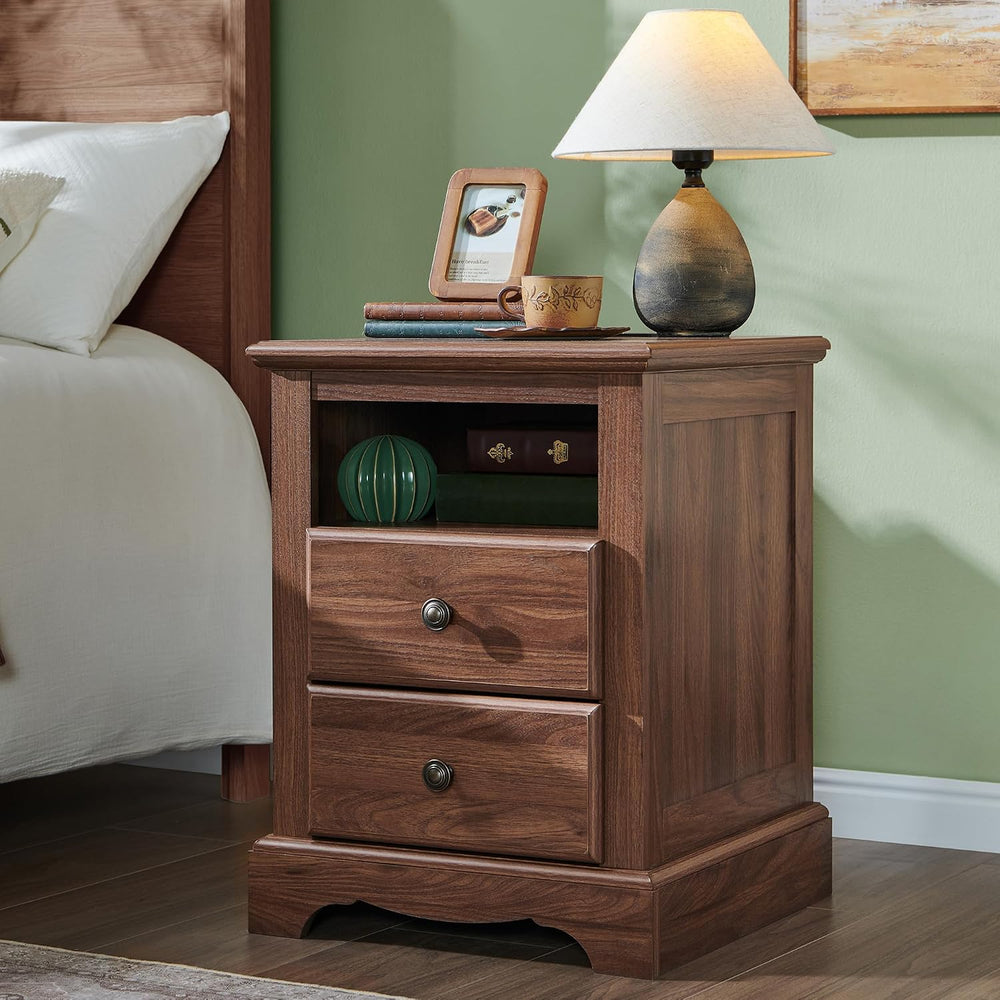 T4TREAM 18" Vintage Nightstand with Charging Station, Light Walnut