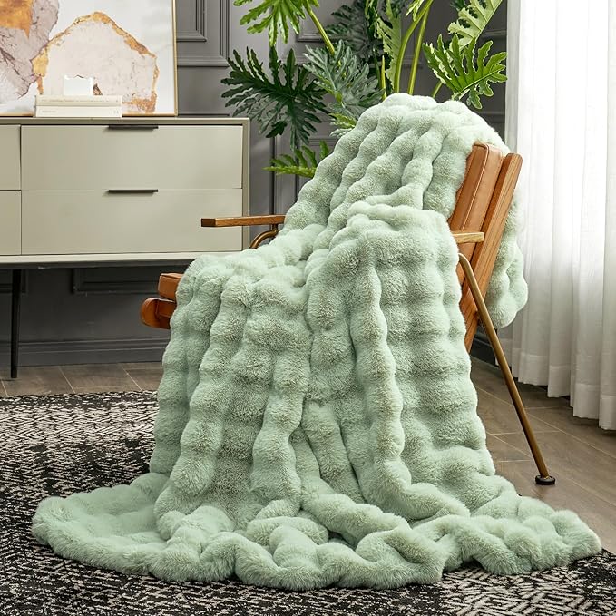 Cozy Bliss Faux Fur Throw Blanket - Image 6