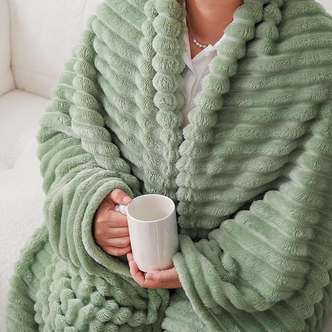 Sage Green Fleece Throw Blanket 60”×80” - Image 4