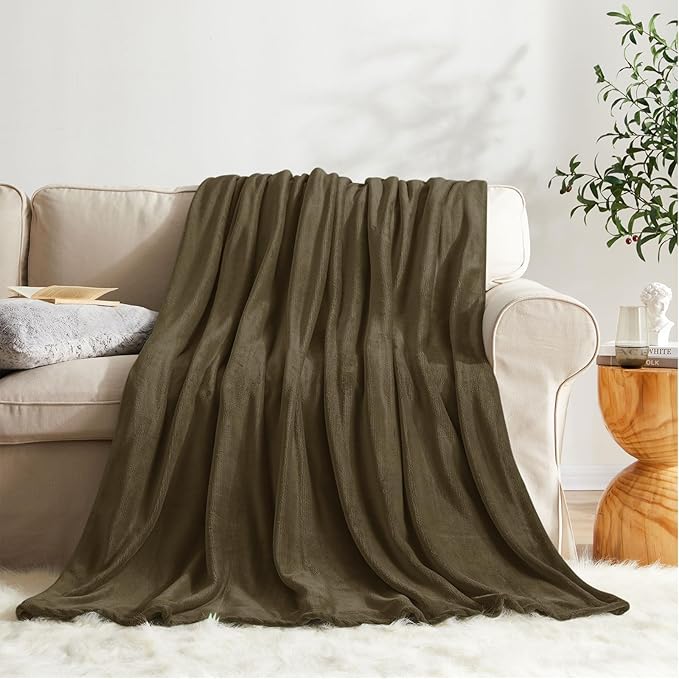 KMUSET Fleece Blanket Twin Size Dark Brown Lightweight Super Soft Cozy Fuzzy by COZYBLANKETHappyHomeLife