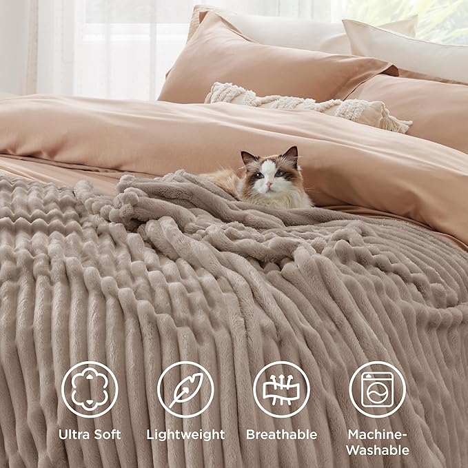 Bedsure GentleSoft Light Brown Fleece Blanket - Image 5