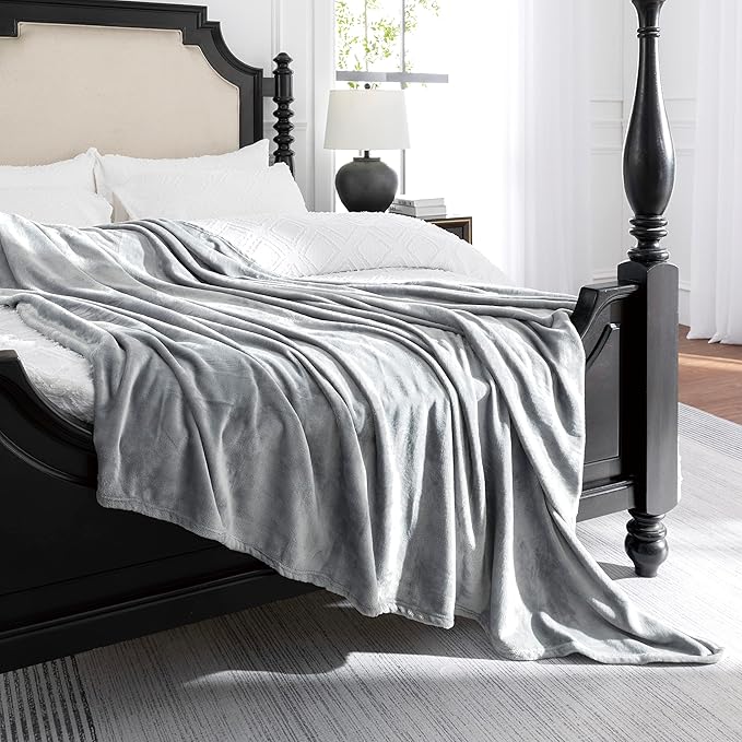 JIAHANNHA Fleece Blanket King Size Grey 108 by 90 Inches Throw Blankets by JIAHANNHA