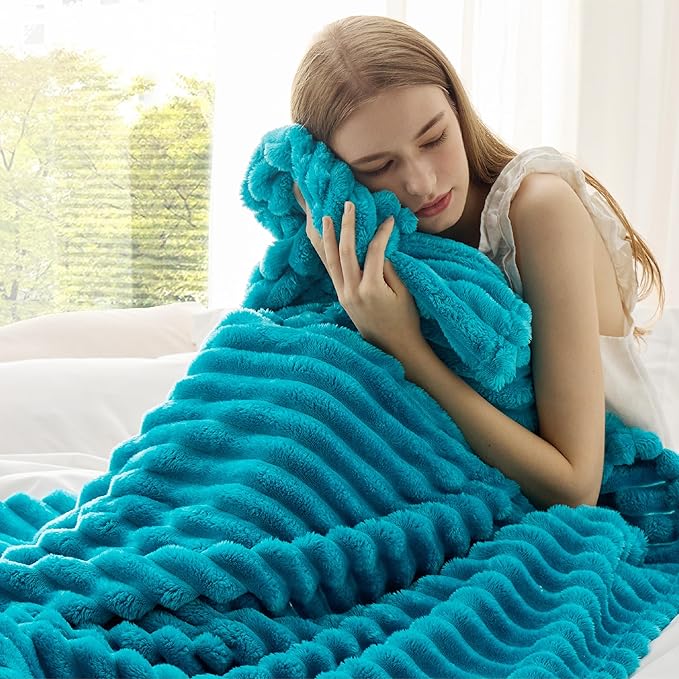 Bedsure Teal Fleece Blanket for Couch - Image 3