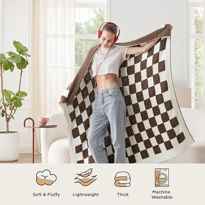 Bedsure GentleSoft Checkered Throw Blanket - Image 4