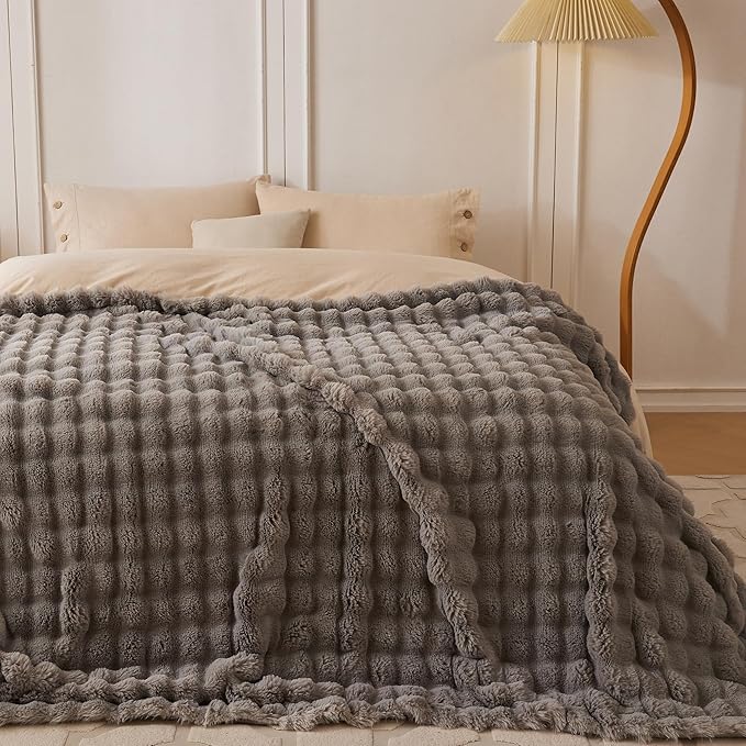 COOVA Faux Fur Throw Blanket for Couch, Cozy Soft and Fuzzy Plush Rabbit Fur - Image 3