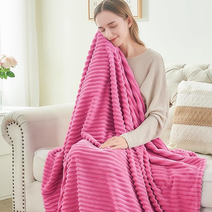 BEDELITE Fleece Blanket Queen Size – 3D Ribbed Jacquard Soft and Warm - Image 2