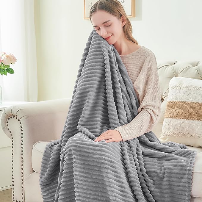 BEDELITE Fleece Blanket King Size – 3D Ribbed Jacquard Soft and Warm Decorative - Image 2