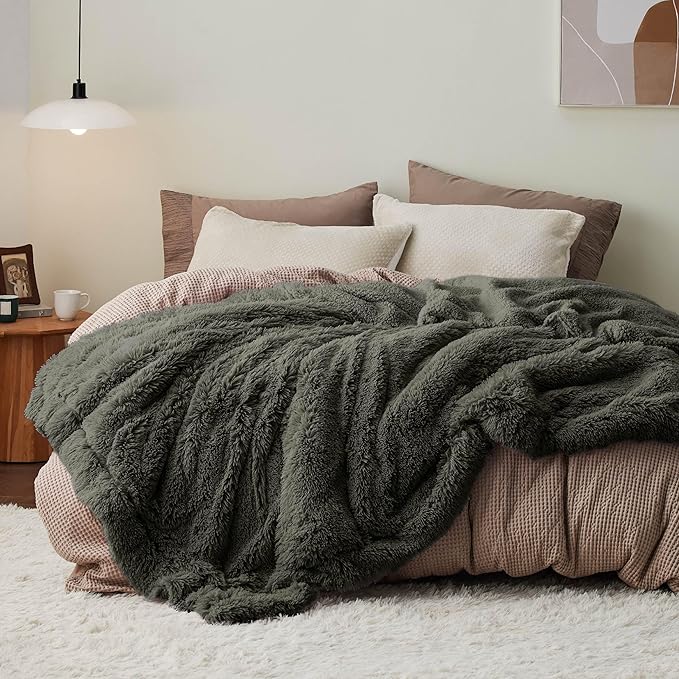 Bedsure GentleSoft Fluffy Olive Green King Size Blanket by BEDSURE