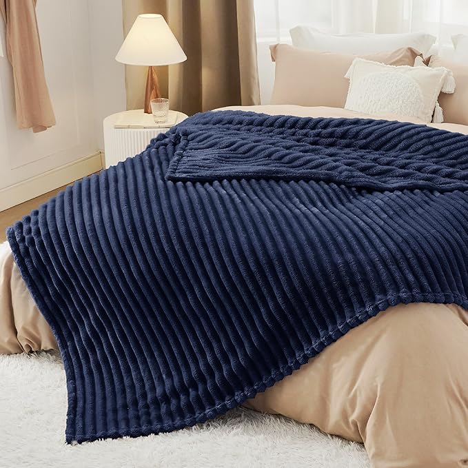Bedsure GentleSoft Navy Blue Fleece Blanket - Image 6