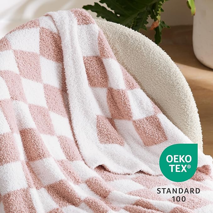 Bedsure GentleSoft Checkered Twin Blanket - Image 5