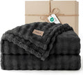 Bedsure 3D Fleece Bubble Blanket by BEDSURE