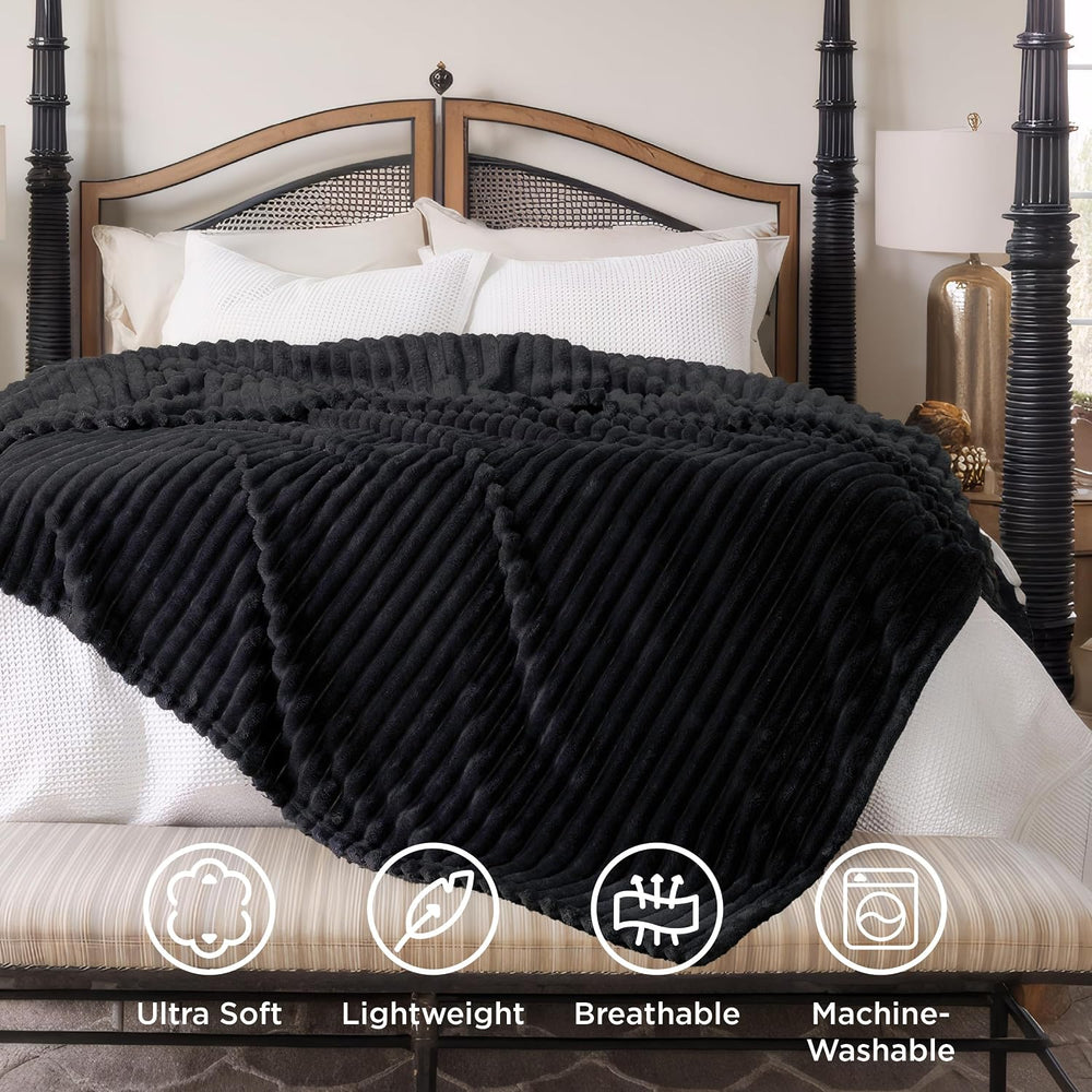 Bedsure Soft King Size Blankets for Bed Black 108"x90"