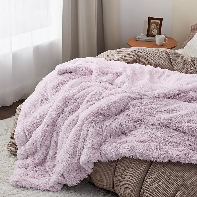 Bedsure GentleSoft Fluffy Lavender Purple Blankets Queen Size - Image 3