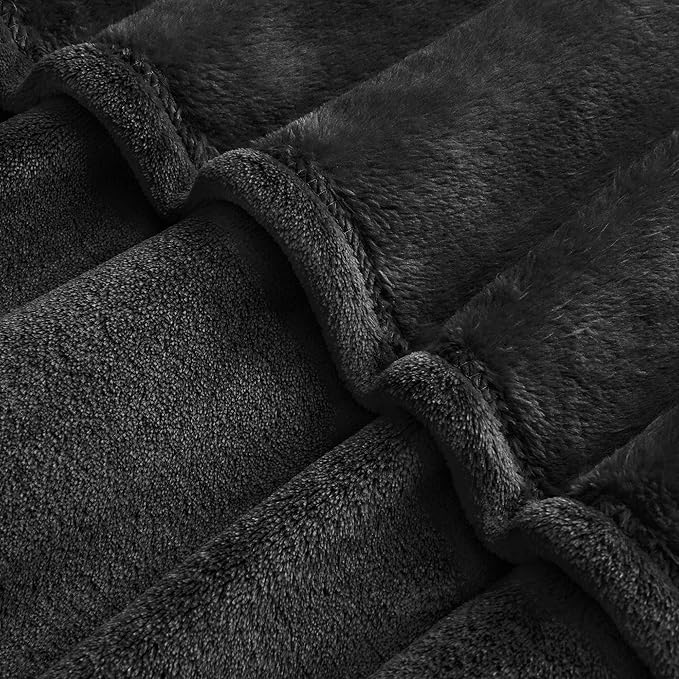 BEDELITE Big Fleece Blanket 120" x 120", Super Soft Fluffy Fuzzy Oversized King - Image 4