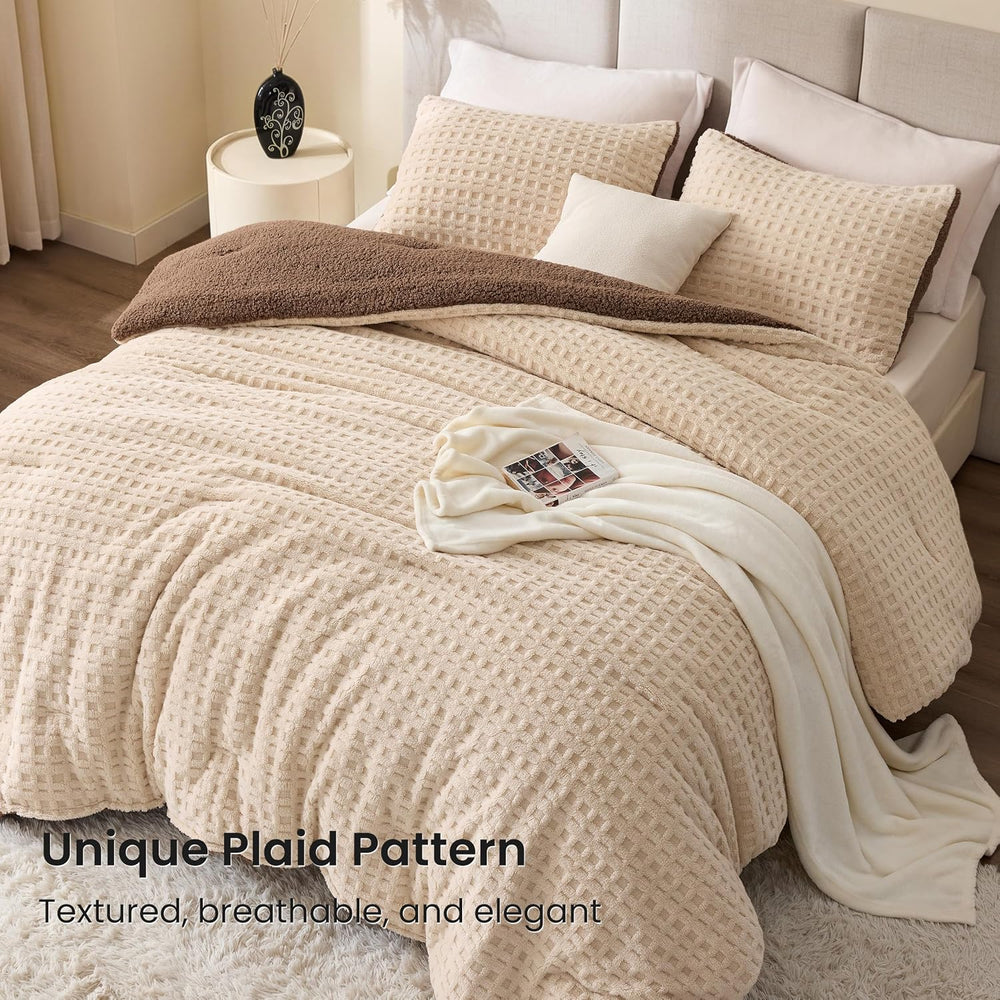 Taffeta Sherpa Comforter Set King 3 Pieces,Khaki&Brown