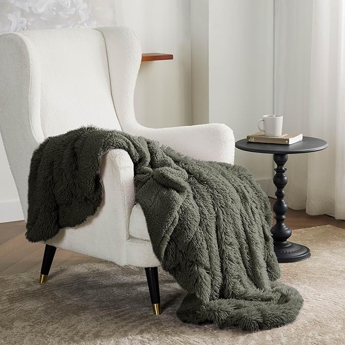 Bedsure GentleSoft Fuzzy Sherpa Faux Fur Twin Blanket Olive Green Cozy Gifts - Image 6