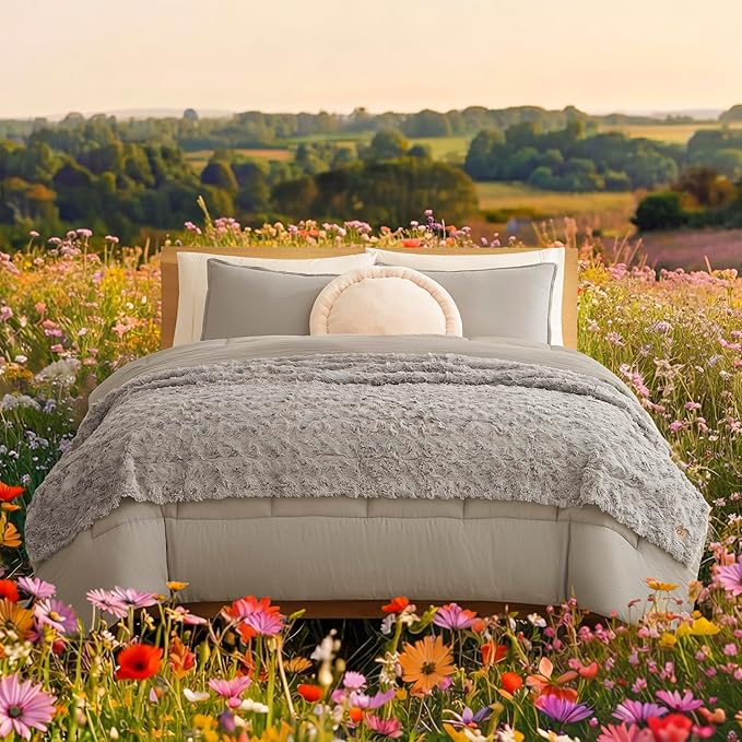 UGG Adalee Faux Fur Full/Queen Blanket, Double-Sided Fluffy Blanket, Cozy - Image 2