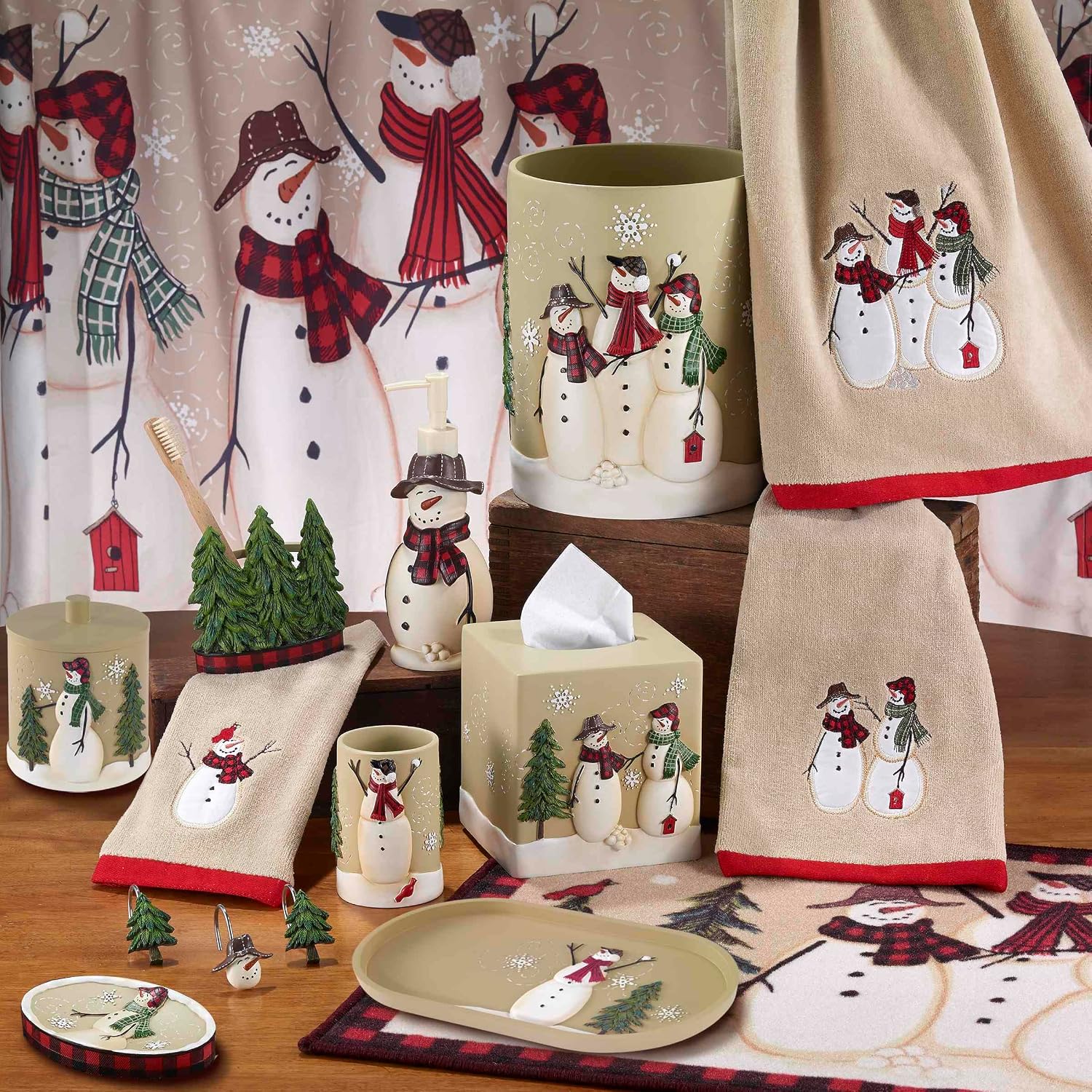 Avanti Linens - Fingertip Towels, Soft & Absorbent, Embroidered, Christmas Decorations, Set of 4 (Snowmen Gathering Collection)