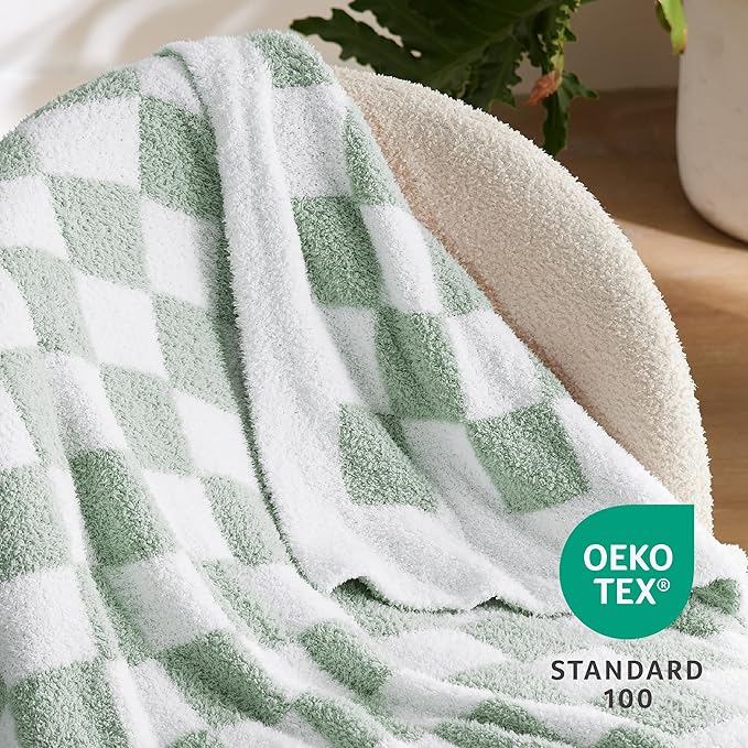 Bedsure GentleSoft Checkered Twin Blanket - Image 5