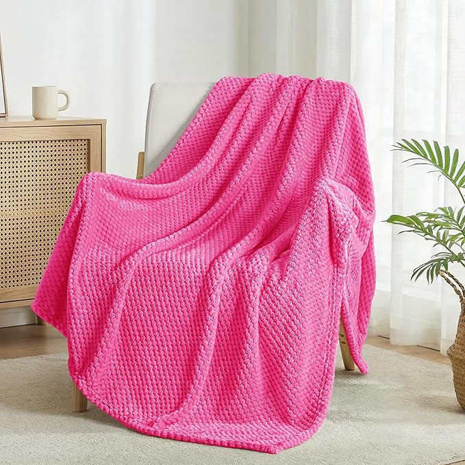 Exclusivo Mezcla Fleece Bed Blanket Queen Size, Super Soft and Warm Blankets - Image 4