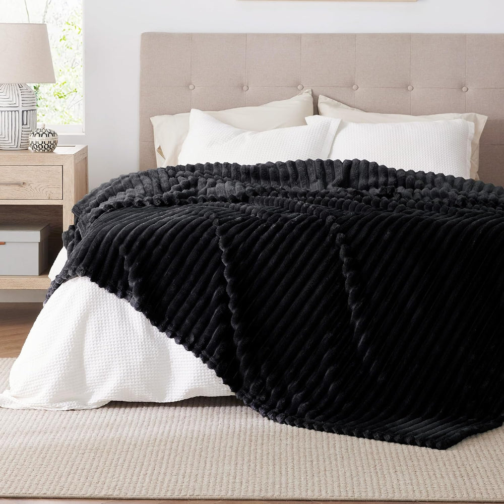 Bedsure Soft Full Size Fleece Blankets for Bed Black 84"x90"