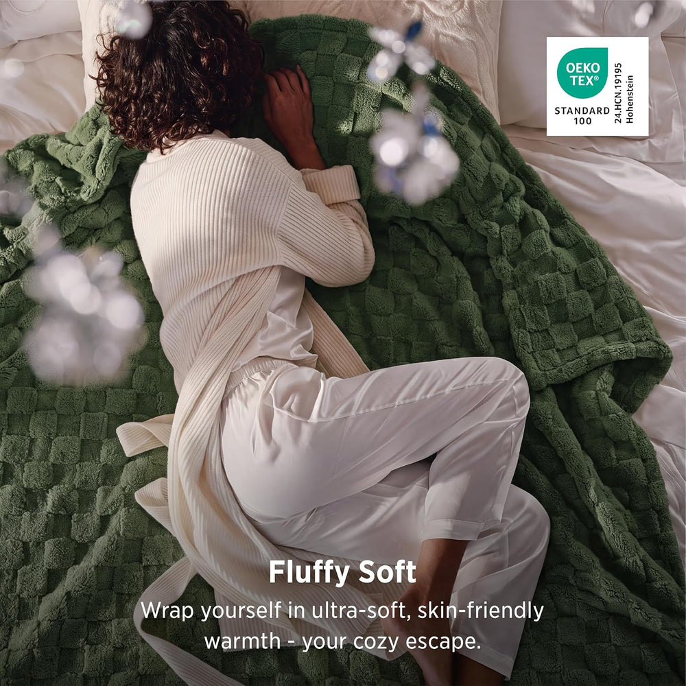 Bedsure Checkered Soft Cozy Queen Blanket for Bed, Olive Green, 90"×90&q...