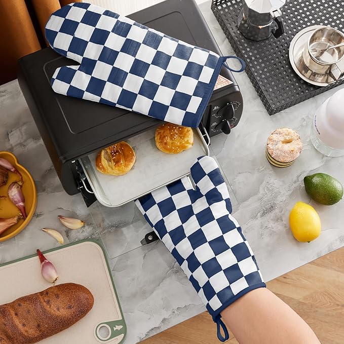 Ohocut Navy Blue Checkered Oven Mitts Heat Resistant, Vintage Retro - Image 3